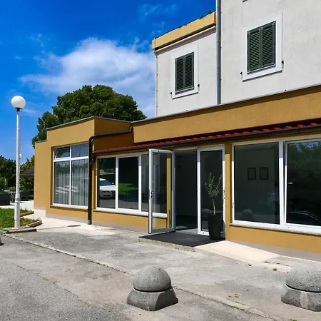 Hotel Kraljevica Ξενοδοχείο