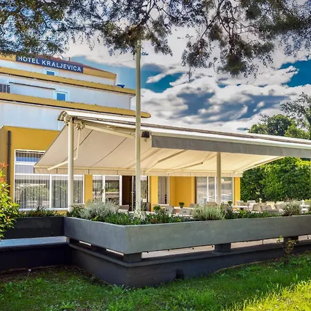 Hotel Kraljevica 2*
