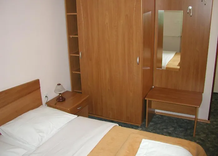 Hotel Kraljevica 2* 克拉列维察